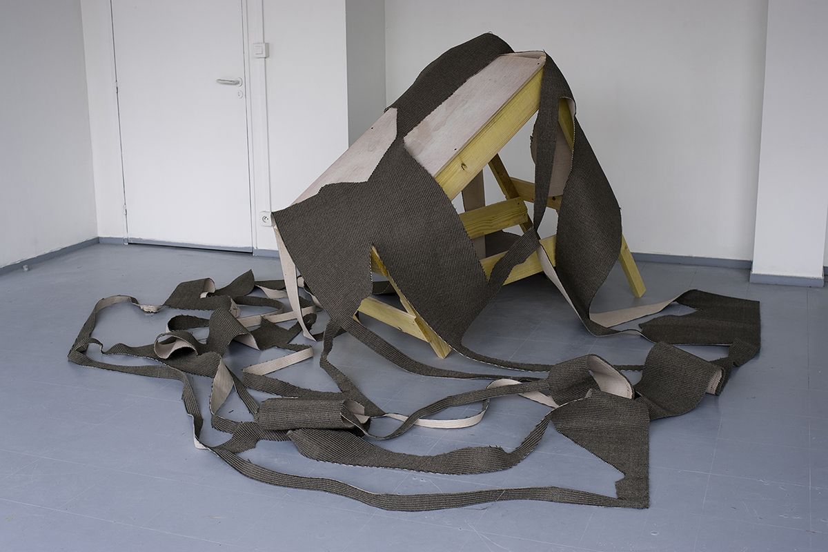 Kévin Cadinot, plasticien : Camouflage Kévin Cadinot, plasticien – scénographe : Camouflage